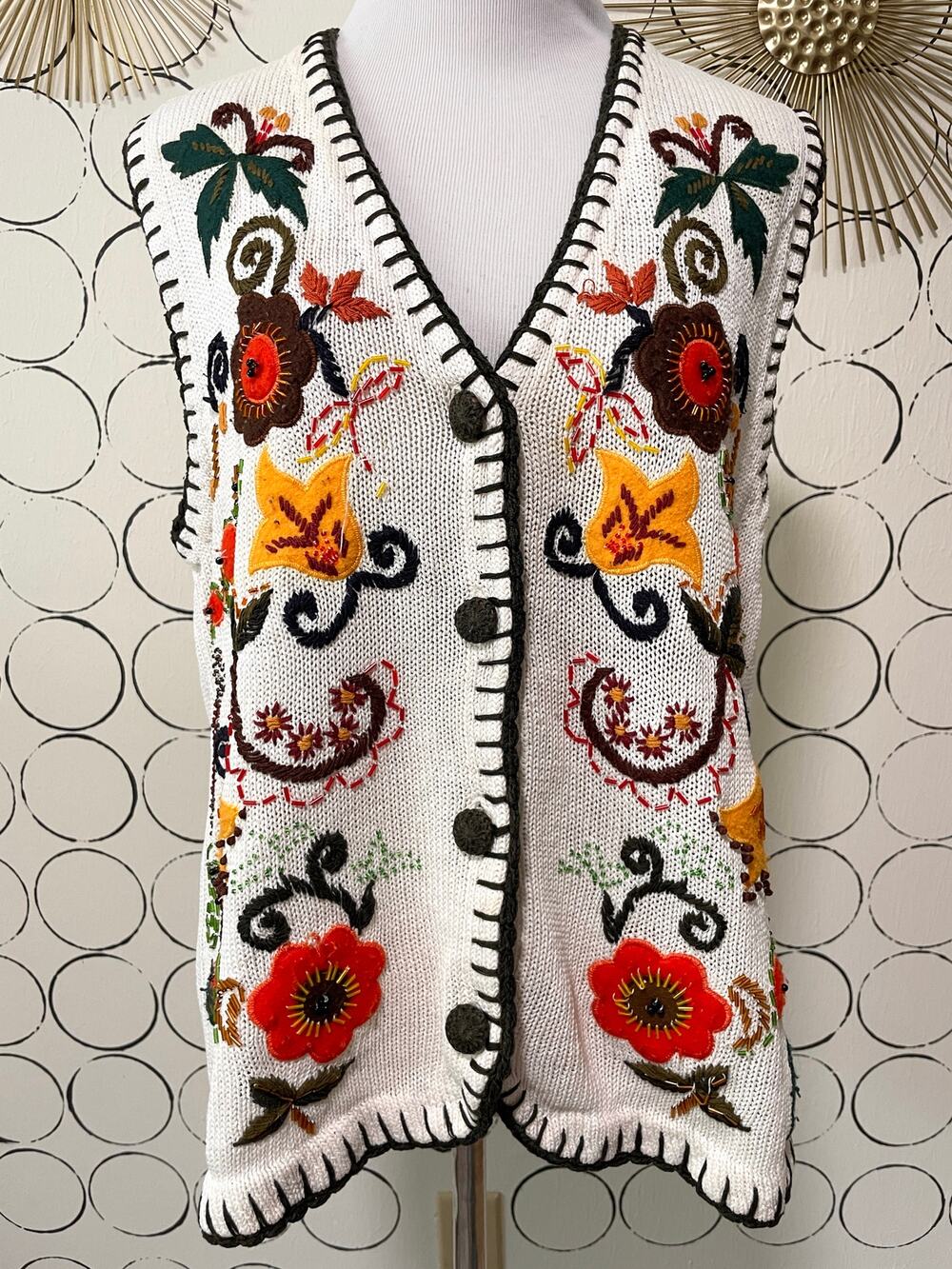 Vintage Womens Knit Sweater Vest L Floral Beaded Crochet Felt Boho Artsy Autumn